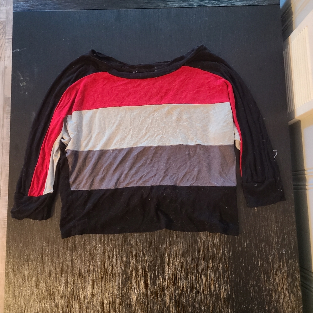 Stripped long sleeve crop top